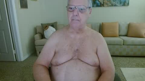 Snapshot of tonysview12000 chatting on October 24, 7:10 pm tonysview12000 online show from October 24, 7:10 pm