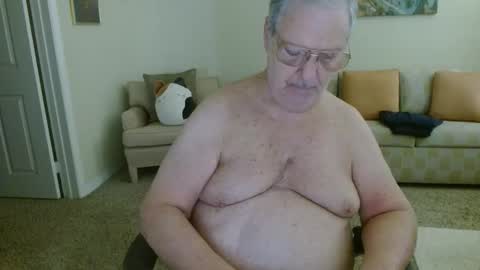 Snapshot of tonysview12000 chatting on January 18, 8:34 pm tonysview12000 online show from January 18, 8:34 pm