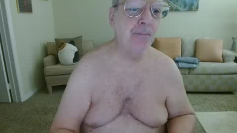 Snapshot of tonysview12000 chatting on March 7, 7:11 pm tonysview12000 online show from March 7, 7:11 pm