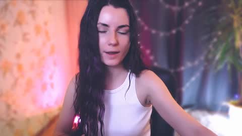 Snapshot of too_beautiful chatting on January 17, 7:38 pm Elizabeth online show from January 17, 7:38 pm