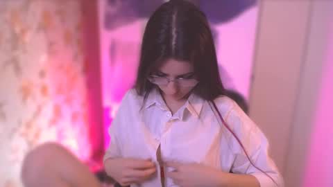 Snapshot of too_beautiful chatting on February 27, 4:53 pm Elizabeth online show from February 27, 4:53 pm