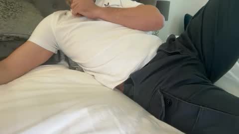 Snapshot of too_naughty chatting on November 14, 10:47 am too_naughty online show from November 14, 10:47 am