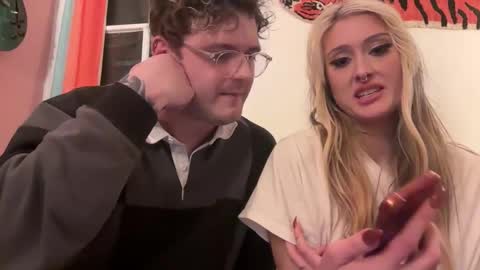 Snapshot of toobna2 chatting on February 19, 8:10 am toobna2 online show from February 19, 8:10 am