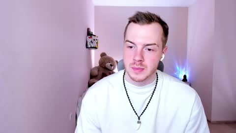 Snapshot of toohornyserj chatting on February 20, 1:14 am toohornyserj online show from February 20, 1:14 am