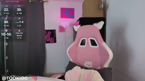 tookiock online show from April 10, 6:23 pm