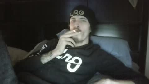 Snapshot of tootall803 chatting on December 20, 2:19 am TooTall803 online show from December 20, 2:19 am