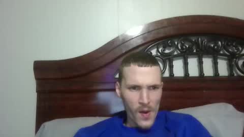 Snapshot of tootall803 chatting on January 17, 1:10 am TooTall803 online show from January 17, 1:10 am