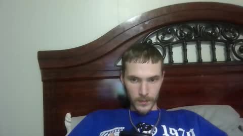 Snapshot of tootall803 chatting on February 8, 11:08 pm TooTall803 online show from February 8, 11:08 pm