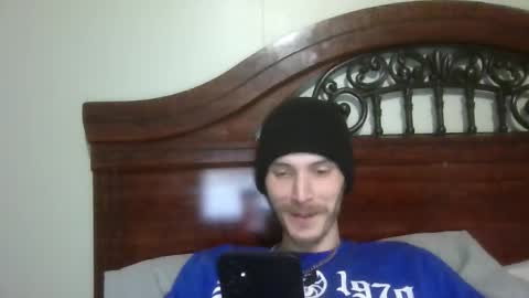 Snapshot of tootall803 chatting on February 12, 1:44 am TooTall803 online show from February 12, 1:44 am