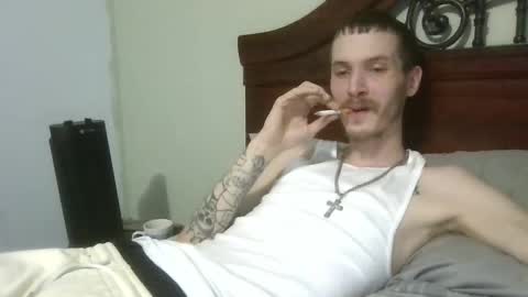 Snapshot of tootall803 chatting on February 19, 8:16 pm TooTall803 online show from February 19, 8:16 pm