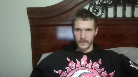 Snapshot of tootall803 chatting on February 26, 11:26 pm TooTall803 online show from February 26, 11:26 pm