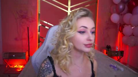 top_grace online show from February 25, 10:39 pm