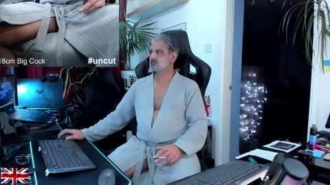 topalphaboss online show from November 25, 6:35 am