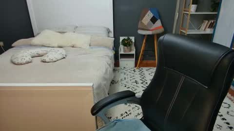 Anda online show from October 1, 8:48 pm