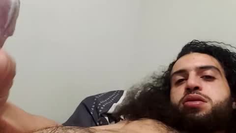 Snapshot of toppatop12 chatting on February 5, 9:57 am toppatop12 online show from February 5, 9:57 am