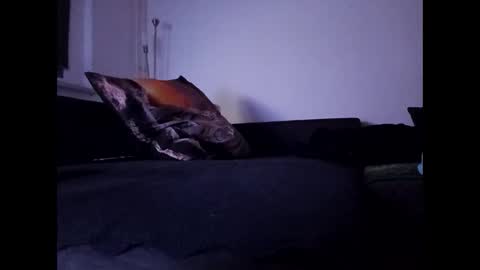 Snapshot of topsi11 chatting on February 25, 1:04 am topsi11 online show from February 25, 1:04 am