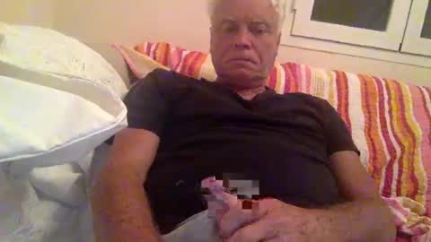 Snapshot of topsurgeon2025 chatting on October 21, 8:53 pm topsurgeon2025 online show from October 21, 8:53 pm