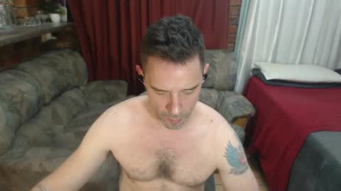 toptobottom4u online show from April 6, 6:14 am