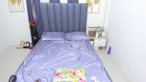 toptranshannah online show from March 28, 11:59 pm