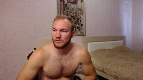 Snapshot of toress1 chatting on October 2, 11:17 am Glebaty online show from October 2, 11:17 am