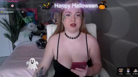 tori_blond online show from October 31, 8:37 am