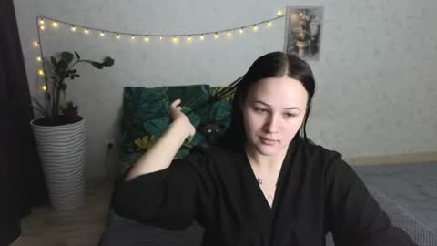 Snapshot of tori_sweet_tori chatting on June 9, 1:28 am Tori online show from June 9, 1:28 am