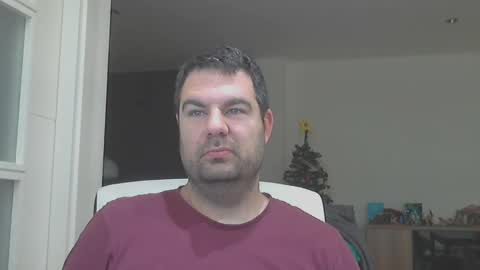 Snapshot of tork83 chatting on December 22, 6:17 am Tork 83 online show from December 22, 6:17 am