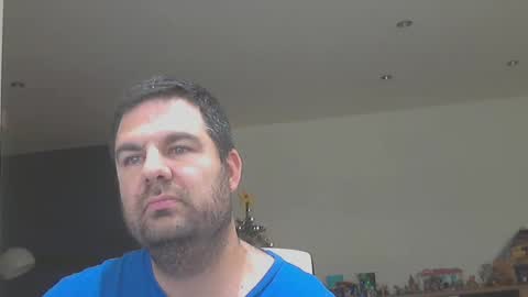 Snapshot of tork83 chatting on December 26, 10:52 pm Tork 83 online show from December 26, 10:52 pm