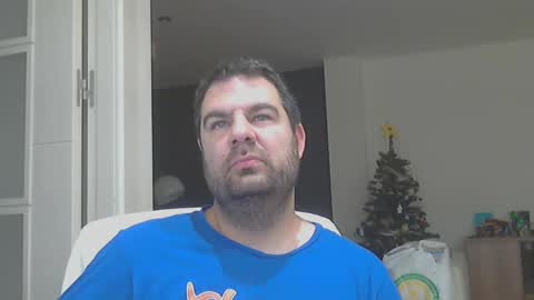 Snapshot of tork83 chatting on December 27, 6:03 am Tork 83 online show from December 27, 6:03 am