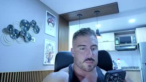 toro_arrapato online show from January 17, 11:30 pm