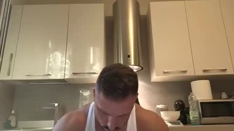 Snapshot of toro_arrapato chatting on May 21, 6:04 pm toro_arrapato online show from May 21, 6:04 pm