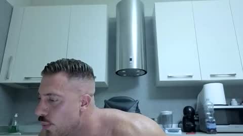 Snapshot of toro_arrapato chatting on May 28, 7:00 pm toro_arrapato online show from May 28, 7:00 pm