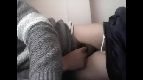 Snapshot of torresurionasantos chatting on February 13, 7:43 pm torresurionasantos online show from February 13, 7:43 pm