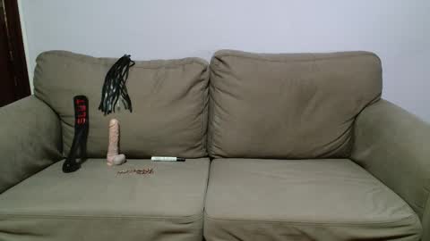 Snapshot of torturemaster chatting on September 13, 9:09 am torturemaster online show from September 13, 9:09 am