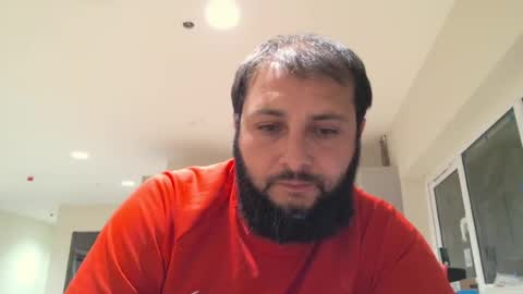 Snapshot of toshman87 chatting on July 31, 11:26 pm toshman87 online show from July 31, 11:26 pm