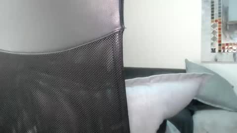 Snapshot of totypink chatting on January 26, 10:24 pm TotyPink online show from January 26, 10:24 pm