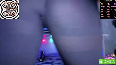   online show from March 31, 7:20 am