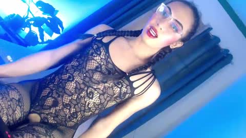touch_my_body_daddy online show from February 15, 4:36 am