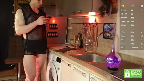 Paul online show from April 10, 11:04 am