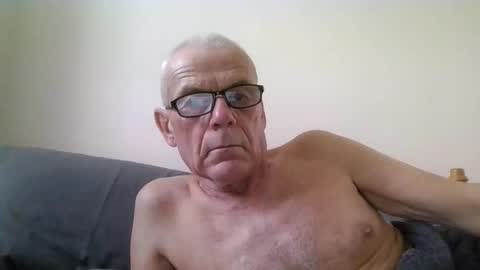 touche5656607203 online show from October 26, 12:00 pm