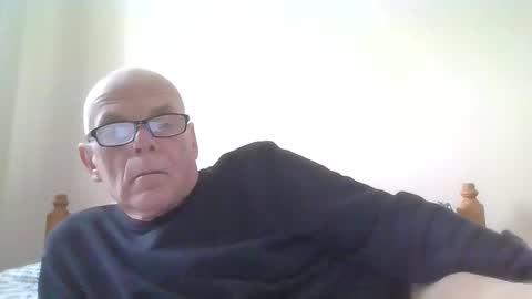 touche5656607203 online show from December 4, 2:04 pm