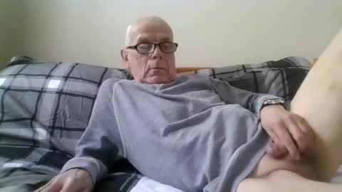 touche5656607203 online show from April 14, 2:12 pm