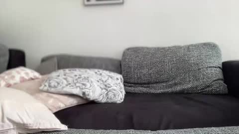 toulalan1992 online show from October 30, 10:27 am