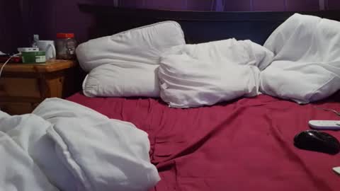Snapshot of tounu38 chatting on April 17, 1:19 am tounu38 online show from April 17, 1:19 am