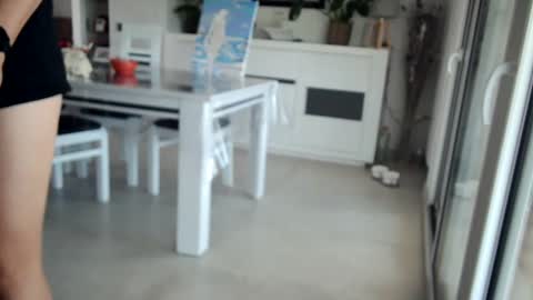 toutim6163 online show from October 2, 8:32 am