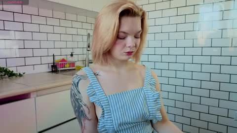 Melina online show from April 2, 5:38 am