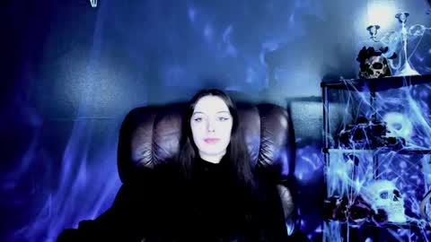 toxicdomme online show from April 16, 5:58 pm