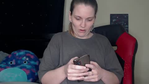 Lilly Miss Mistress Goddess Maam Queen Boss online show from December 30, 8:54 am