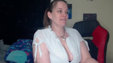 Lilly Miss Mistress Goddess Maam Queen Boss online show from January 25, 12:26 pm