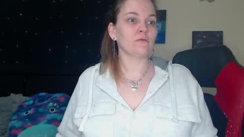 Lilly Miss Mistress Goddess Maam Queen Boss online show from March 1, 8:23 am